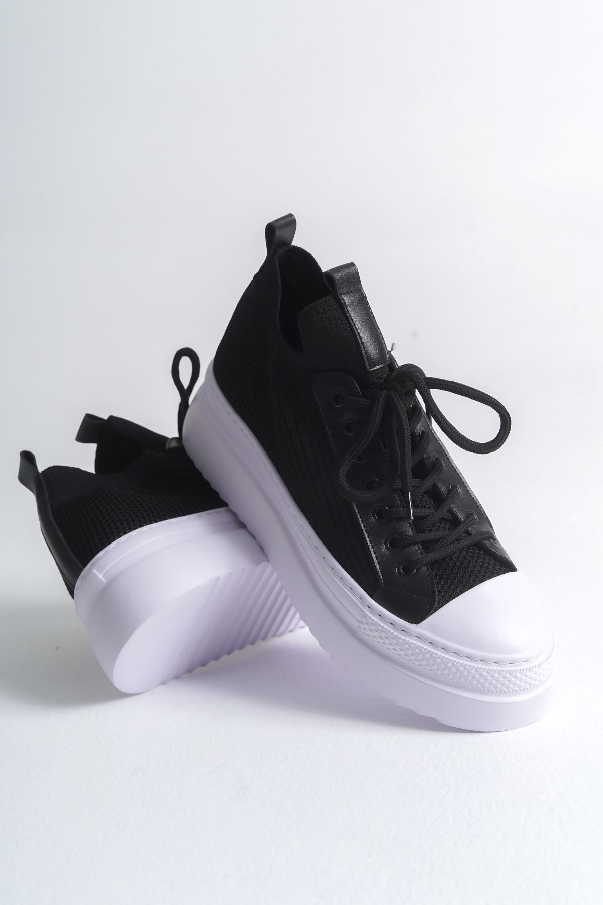 
                  
                    CH2601 - Triko Erkek Ayakkabı SIYAH
                  
                