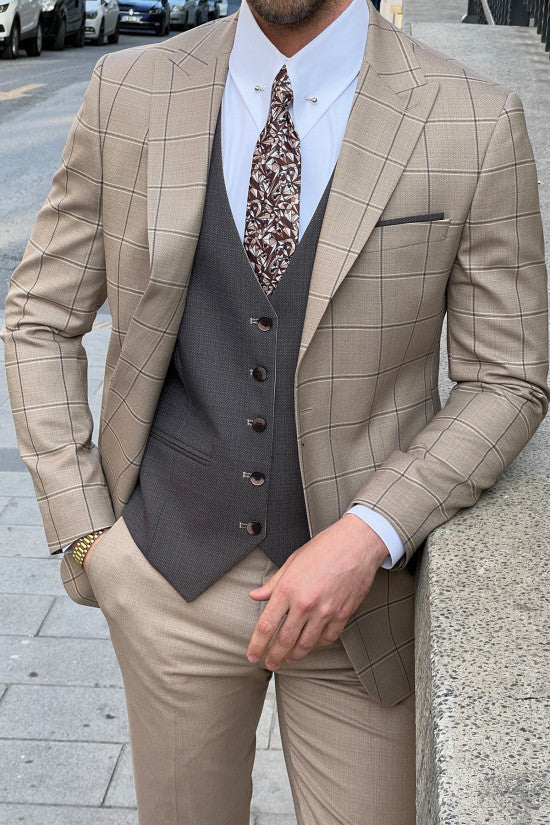 Slim Fit Plaid Pointed Collar Vest Beige&Brown Combination Suit (High Quality)