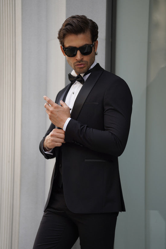 
                  
                    Slim Fit Shawl Collar Vest Black Wedding Suit (The Collar is Fixed, Original Suit)
                  
                