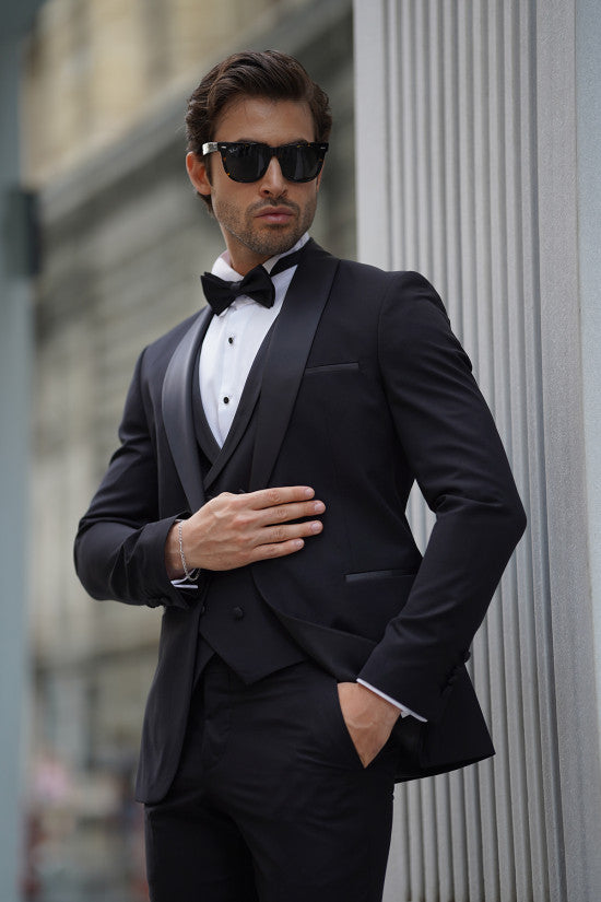 
                  
                    Slim Fit Shawl Collar Vest Black Wedding Suit (The Collar is Fixed, Original Suit)
                  
                