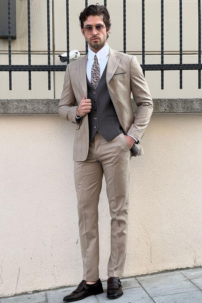 
                  
                    Slim-Fit Pointed Collar Plaid Beige Wool combination suit
                  
                