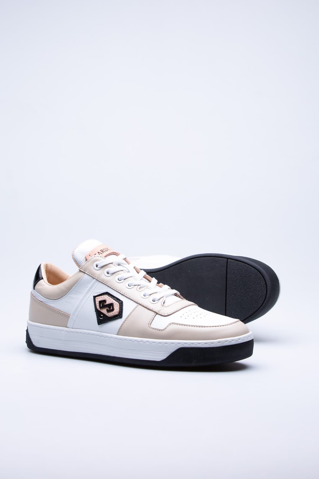
                  
                    Beige Valda
                  
                