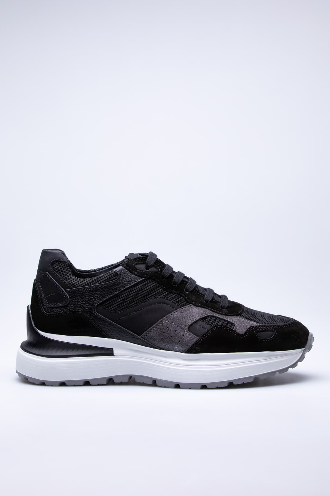 
                  
                    Black Swiss
                  
                
