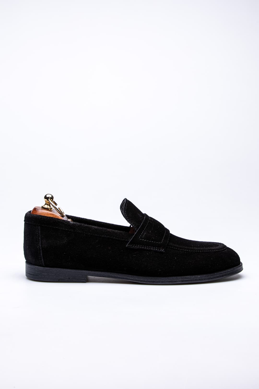 
                  
                    Suede Black Laven
                  
                