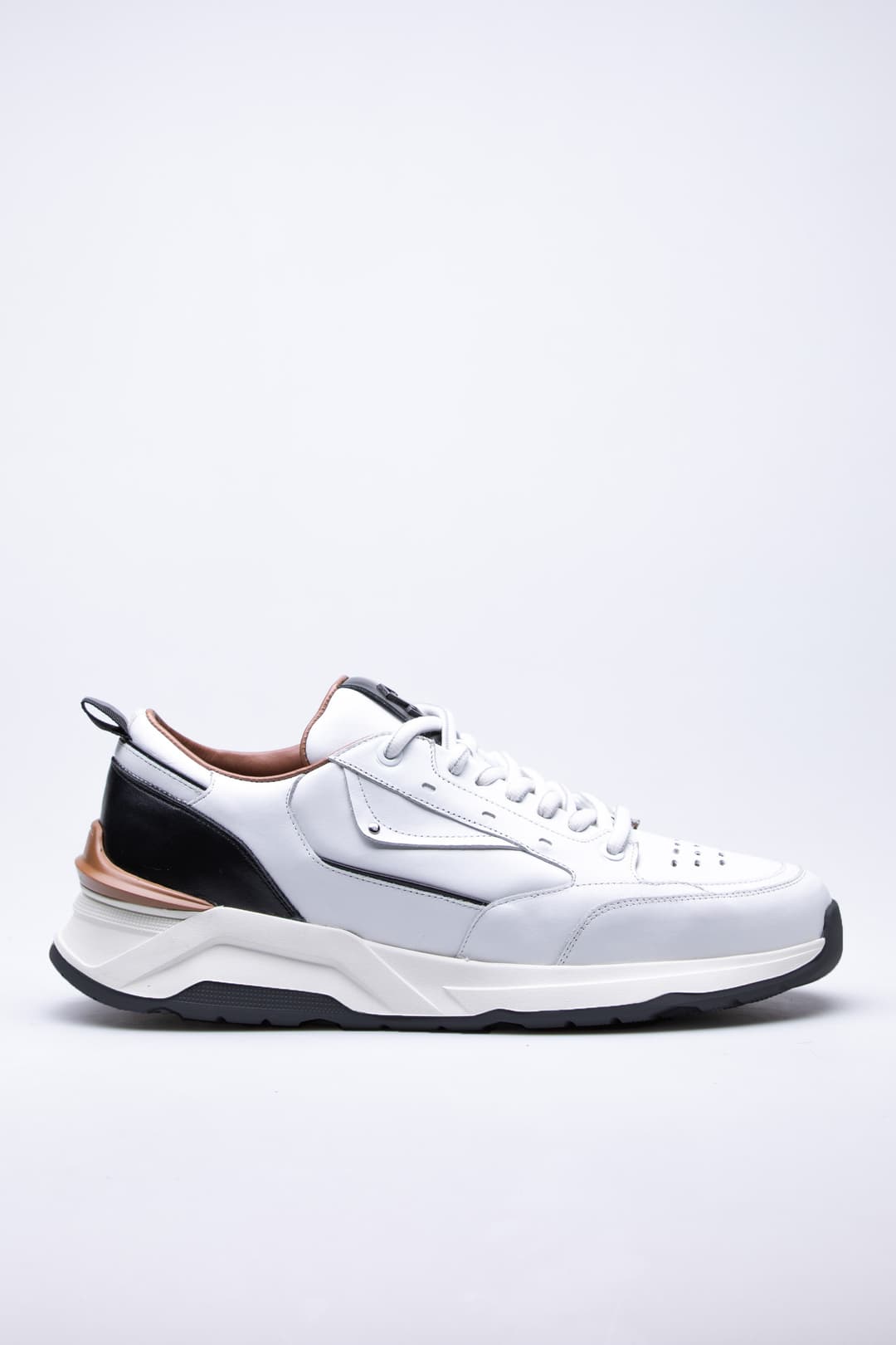 
                  
                    White Velix
                  
                