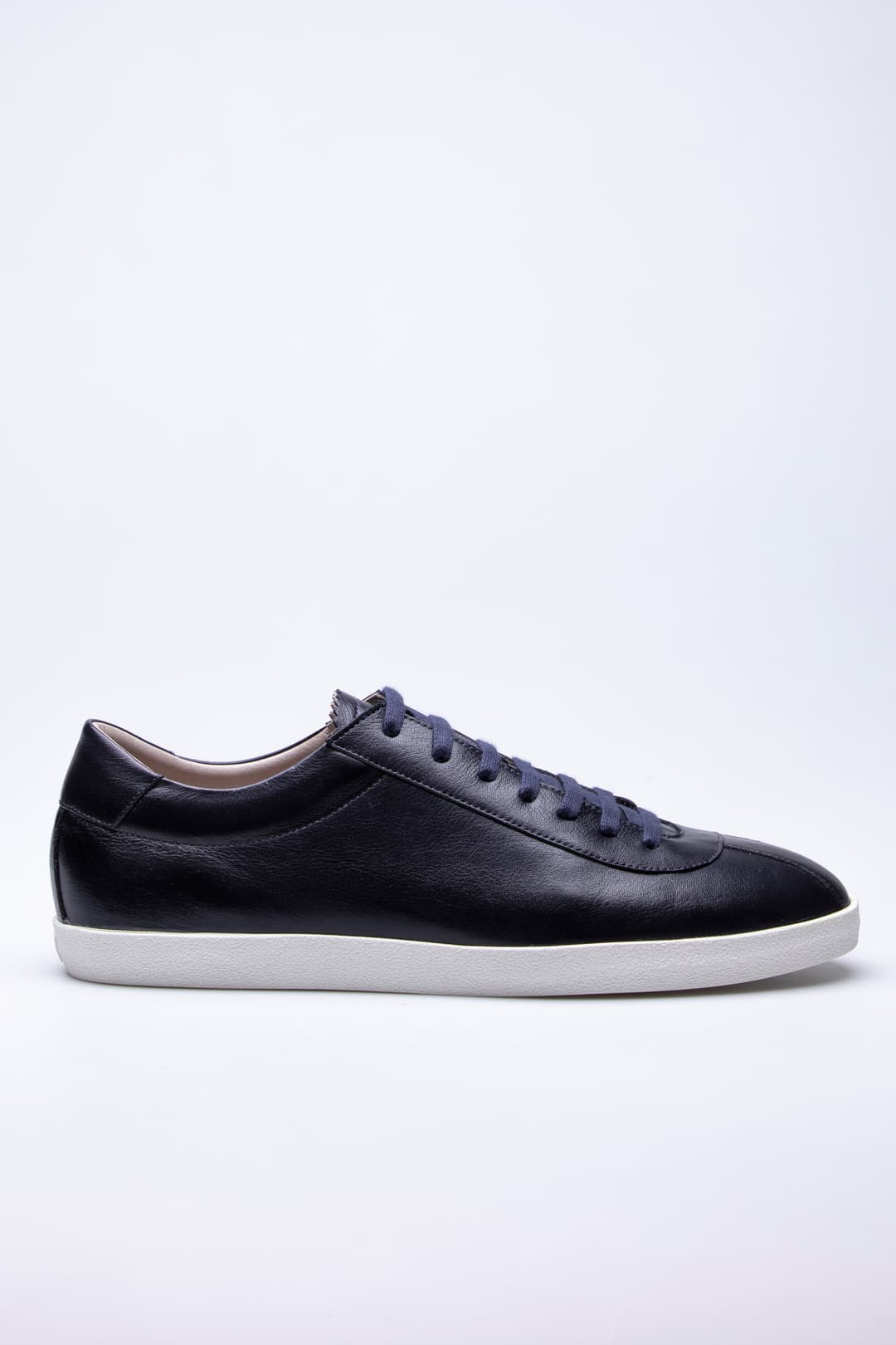 
                  
                    Navy Icon
                  
                