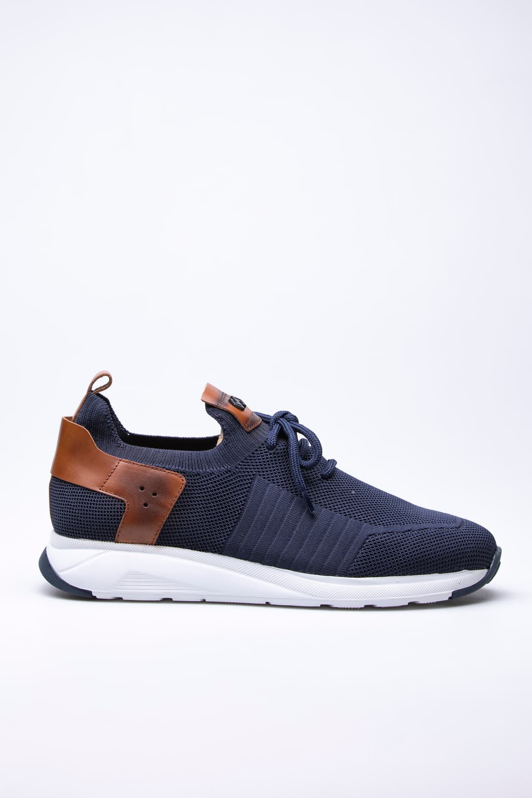 
                  
                    Navy Pavola
                  
                