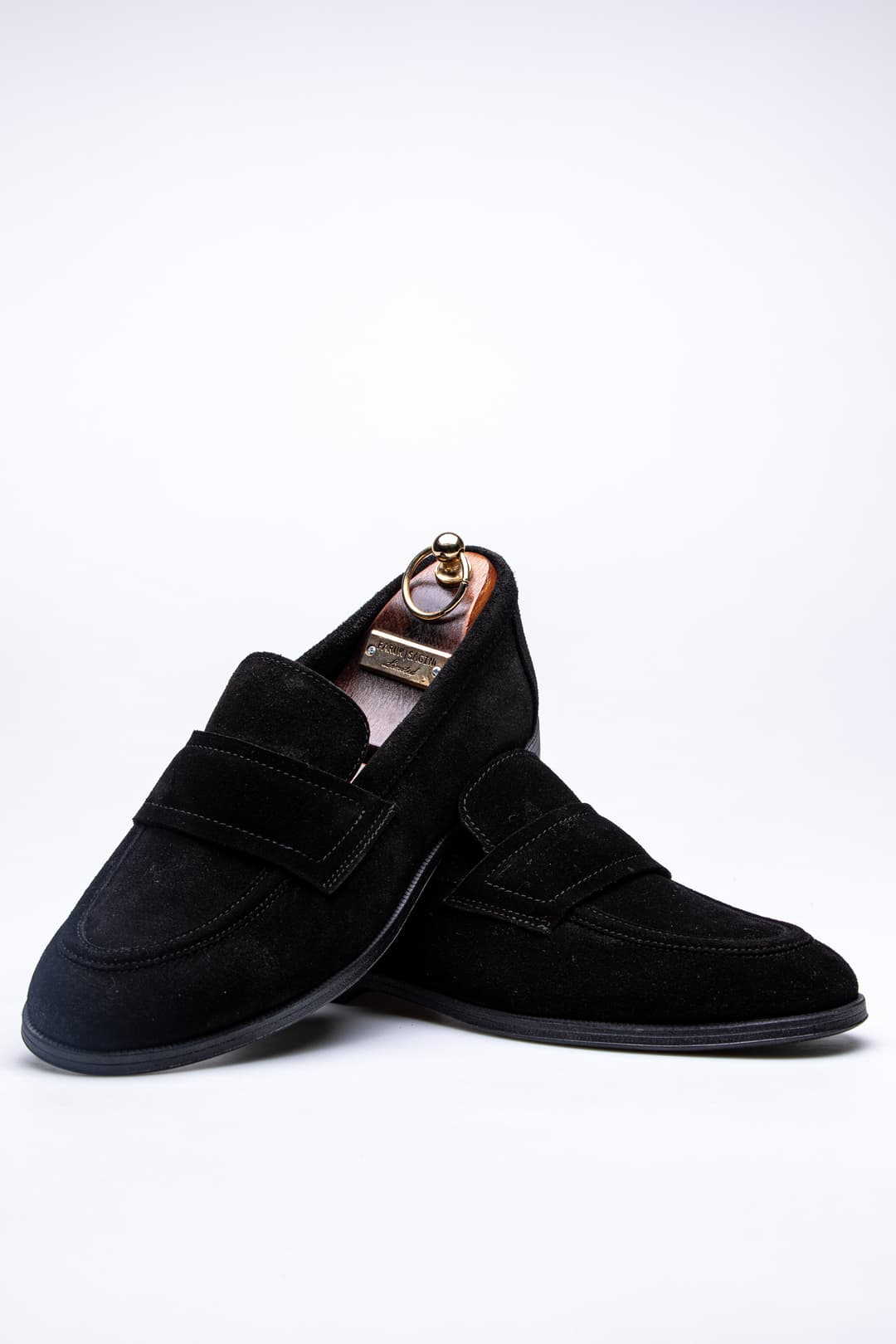 
                  
                    Suede Black Laven
                  
                