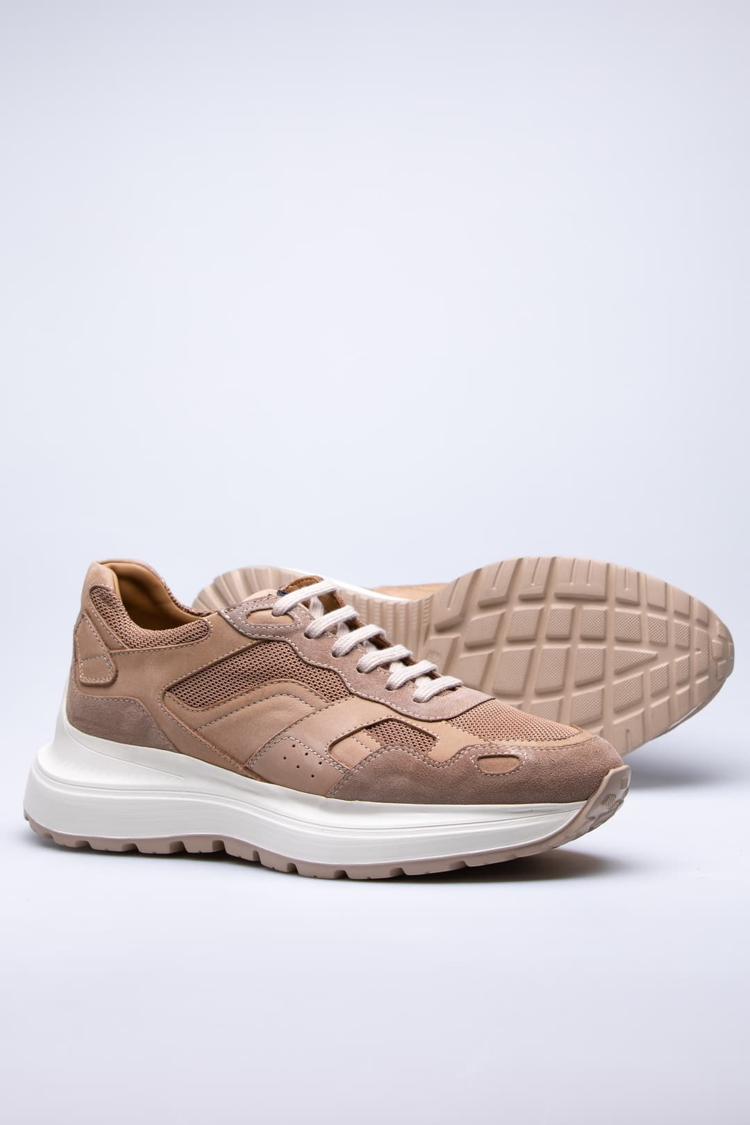 
                  
                    Beige Swiss
                  
                