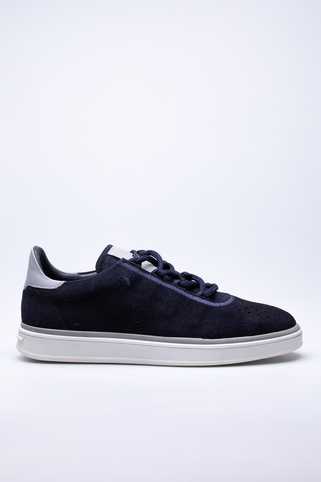 
                  
                    Navy Porto
                  
                
