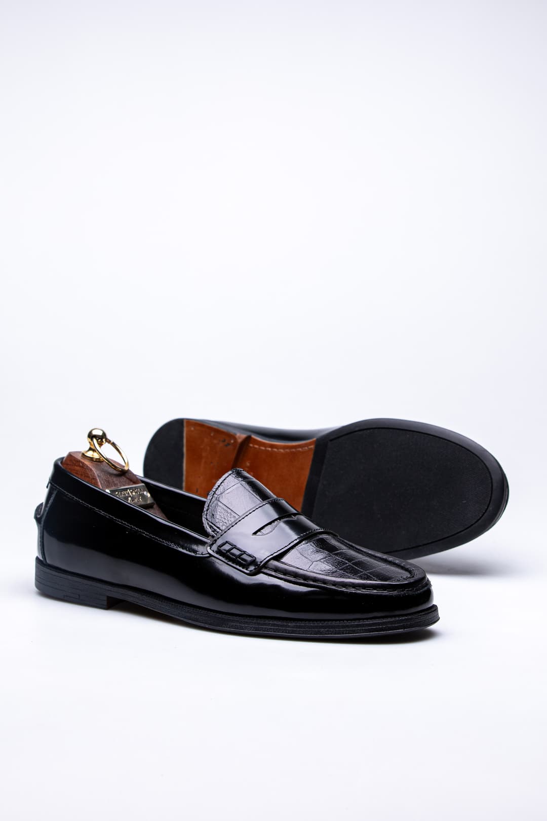 
                  
                    Croco Milano
                  
                