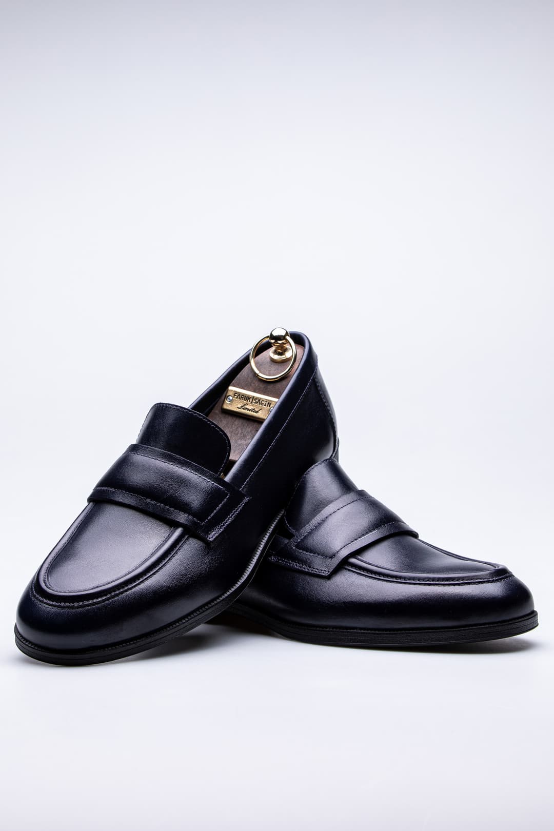 
                  
                    Navy Laven
                  
                