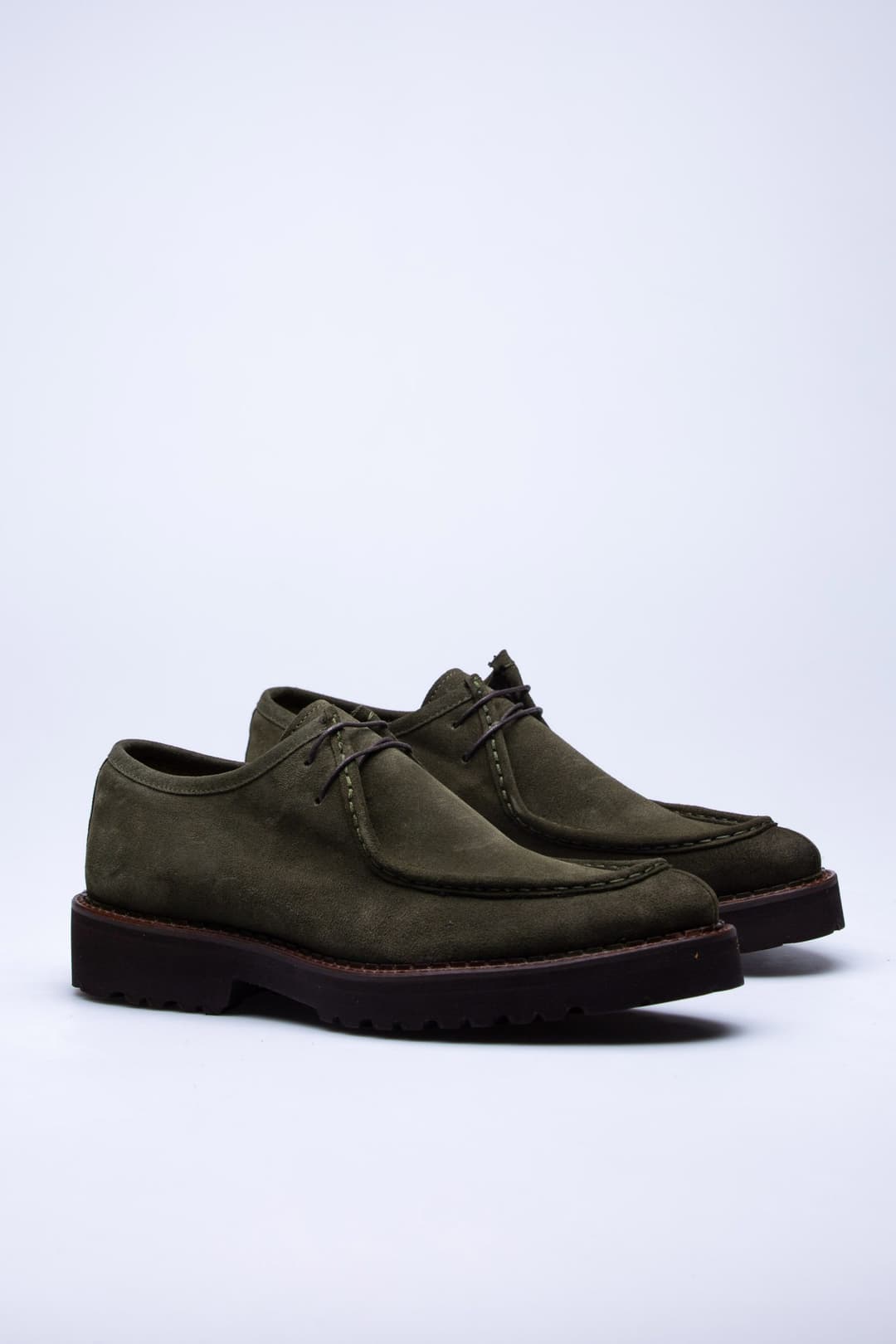 
                  
                    Khaki Suede Kruz
                  
                