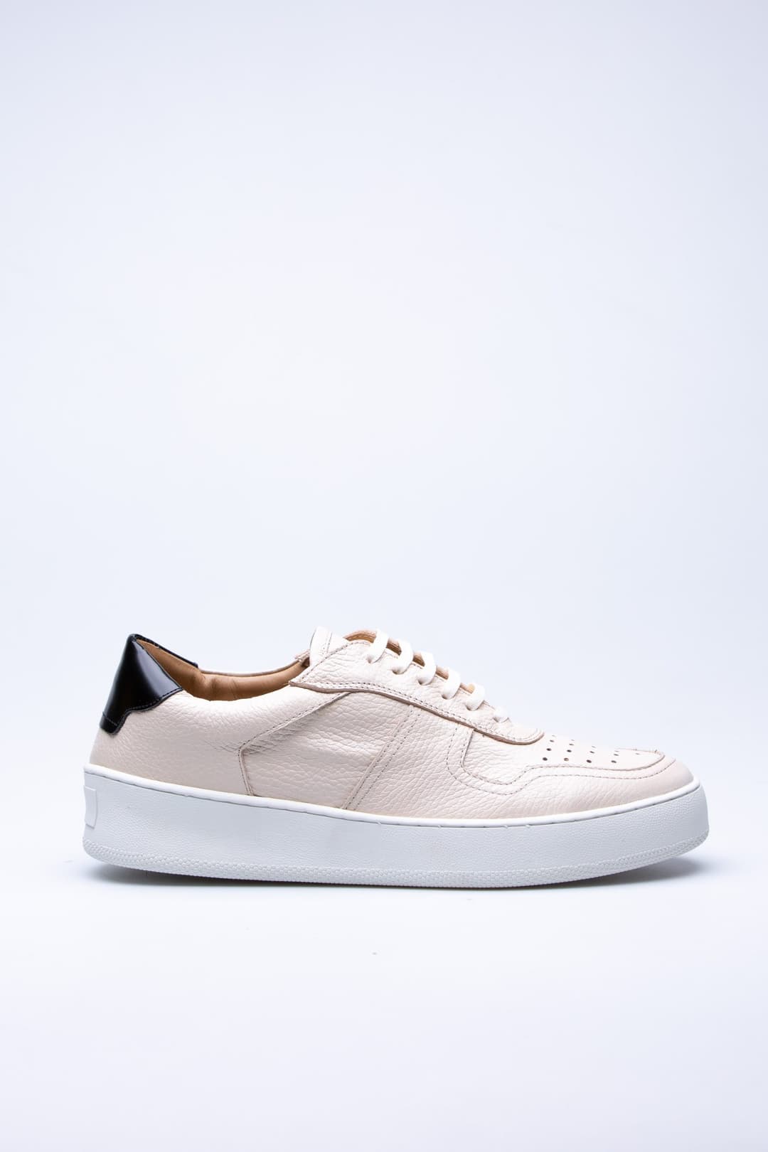 
                  
                    Beige Faty
                  
                