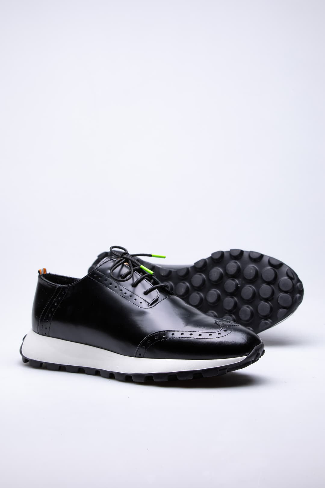 
                  
                    Black Brogue
                  
                