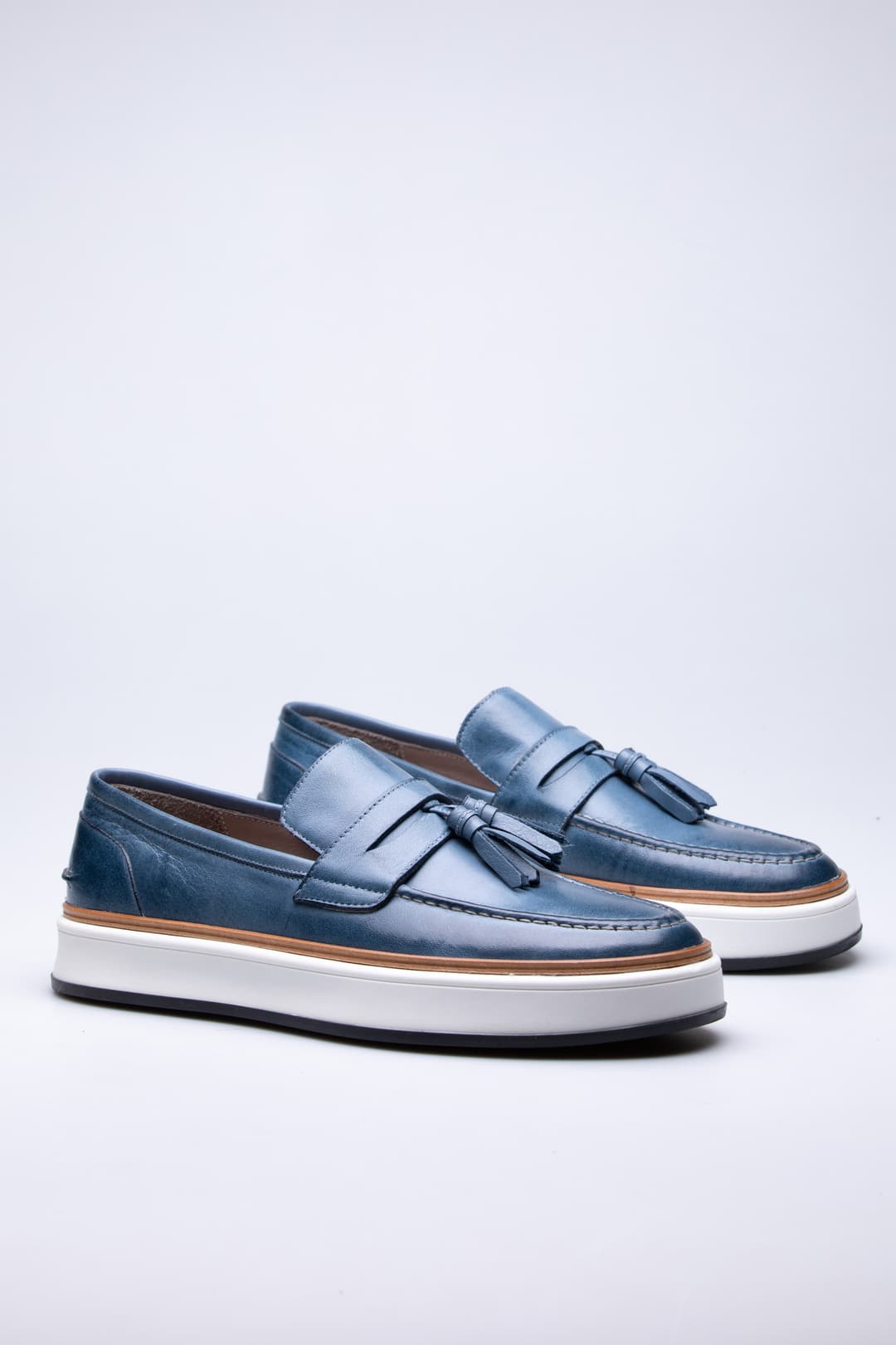 
                  
                    Blue Alba
                  
                