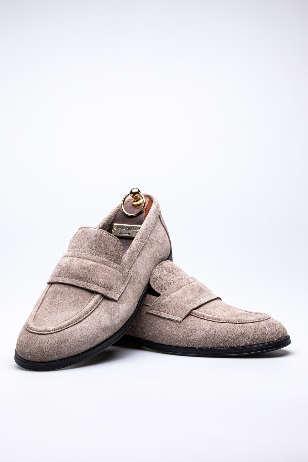 
                  
                    Suede Beige Laven
                  
                
