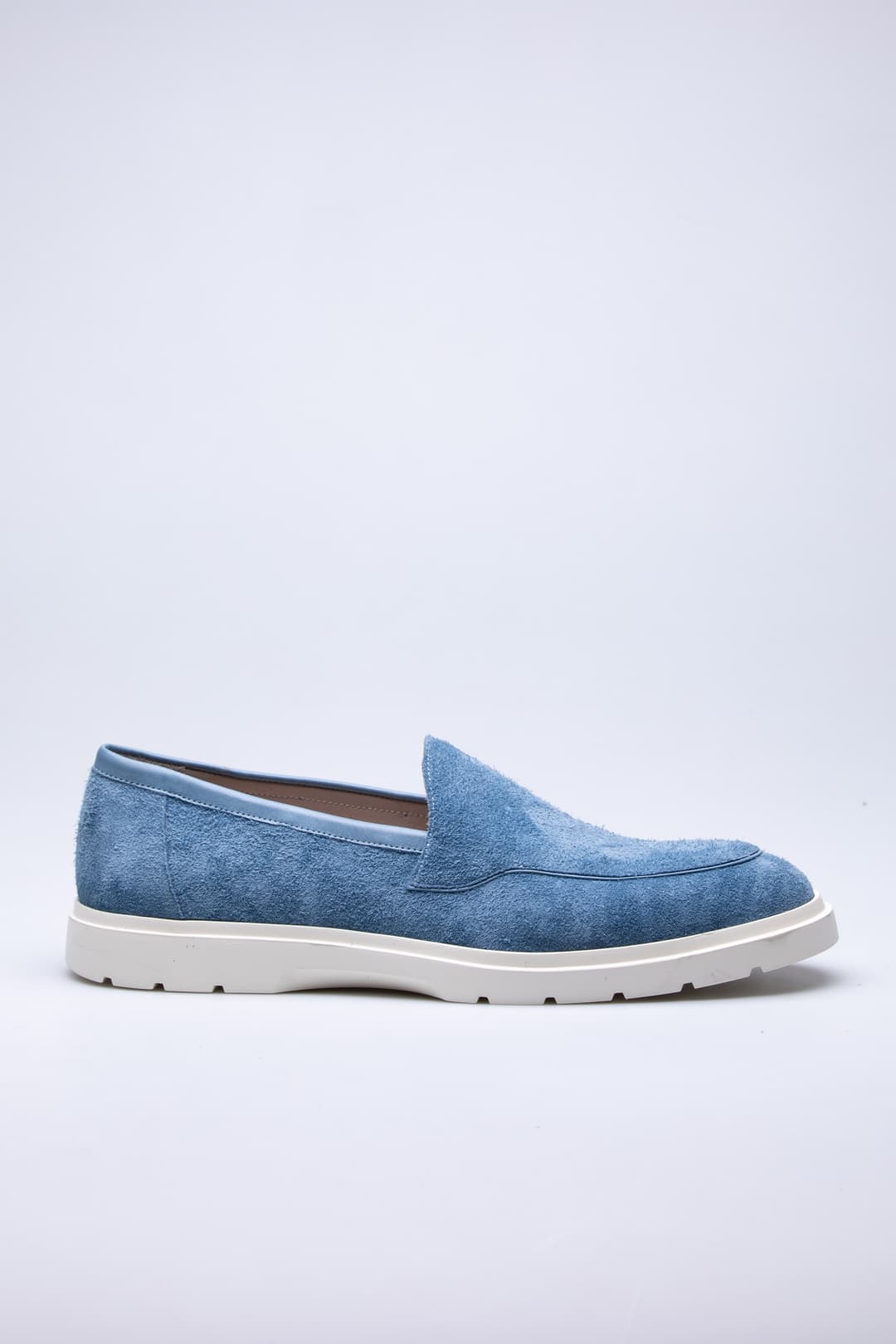 
                  
                    Blue Vento
                  
                
