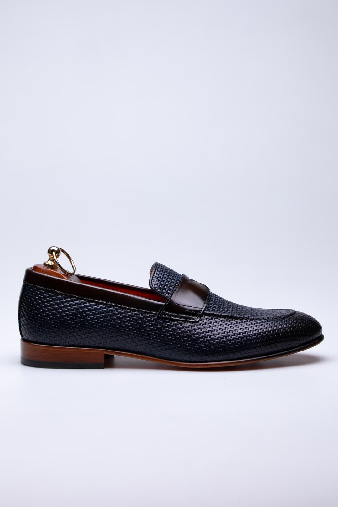 
                  
                    Navy Dean
                  
                