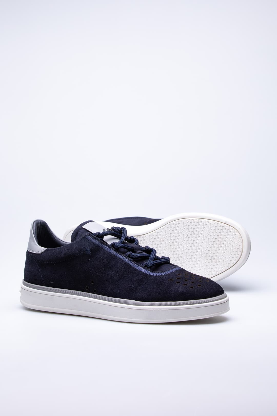 
                  
                    Navy Porto
                  
                