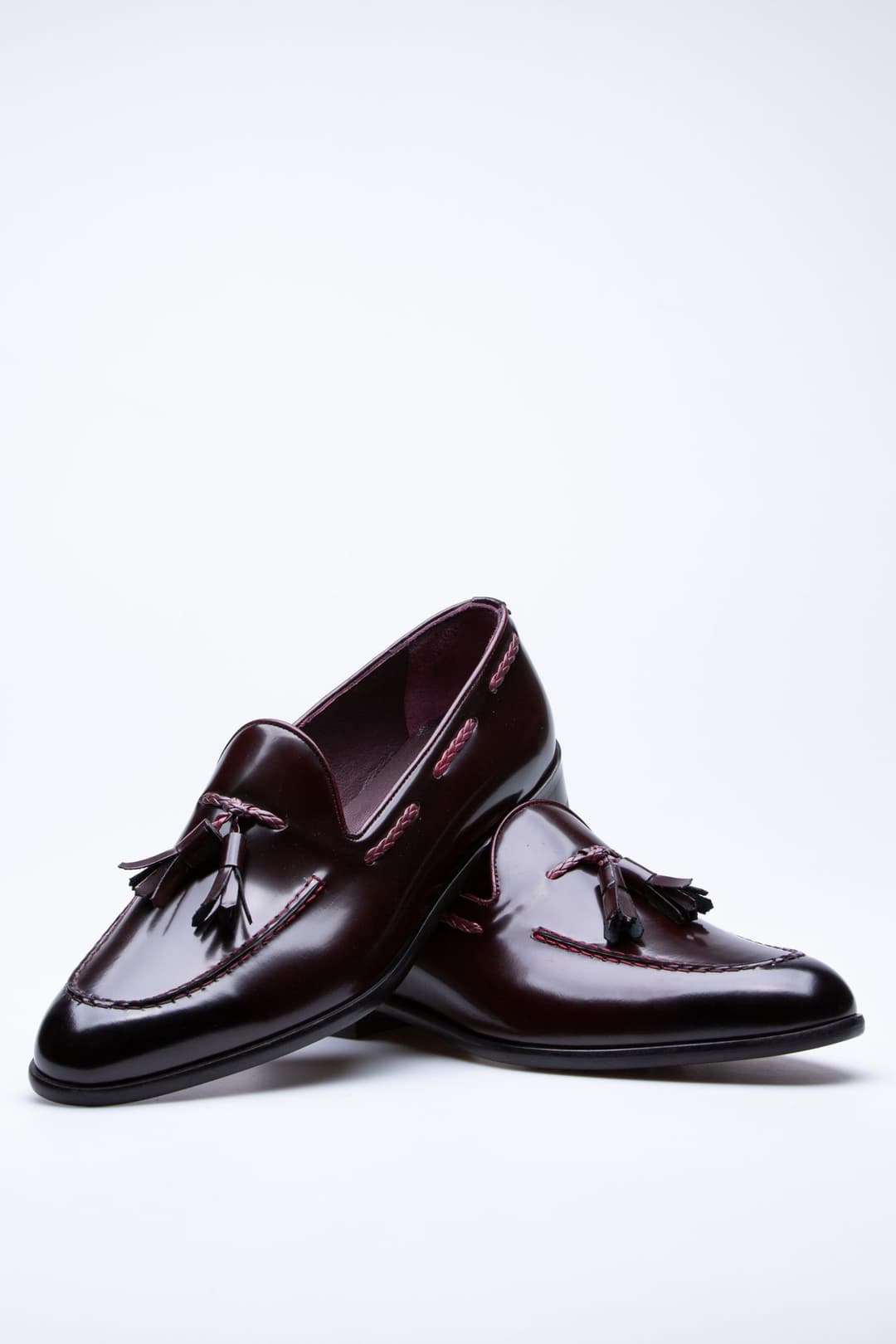 
                  
                    Bold Brown Nash
                  
                