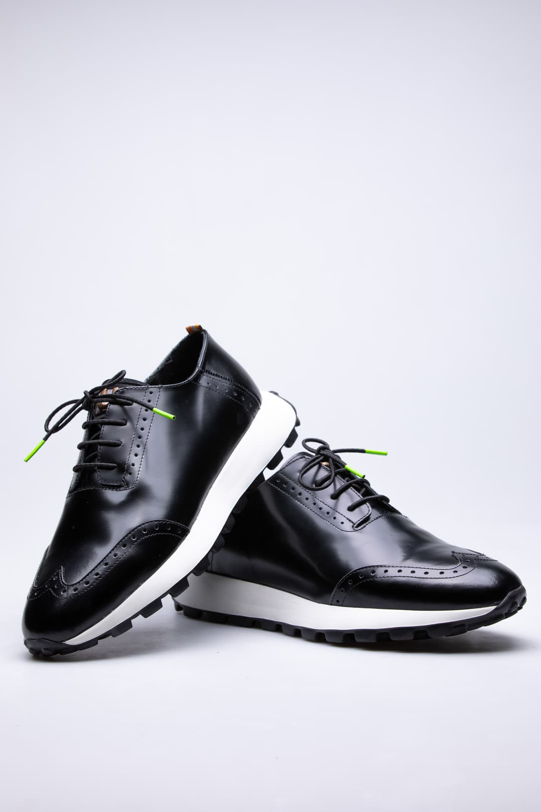 
                  
                    Black Brogue
                  
                