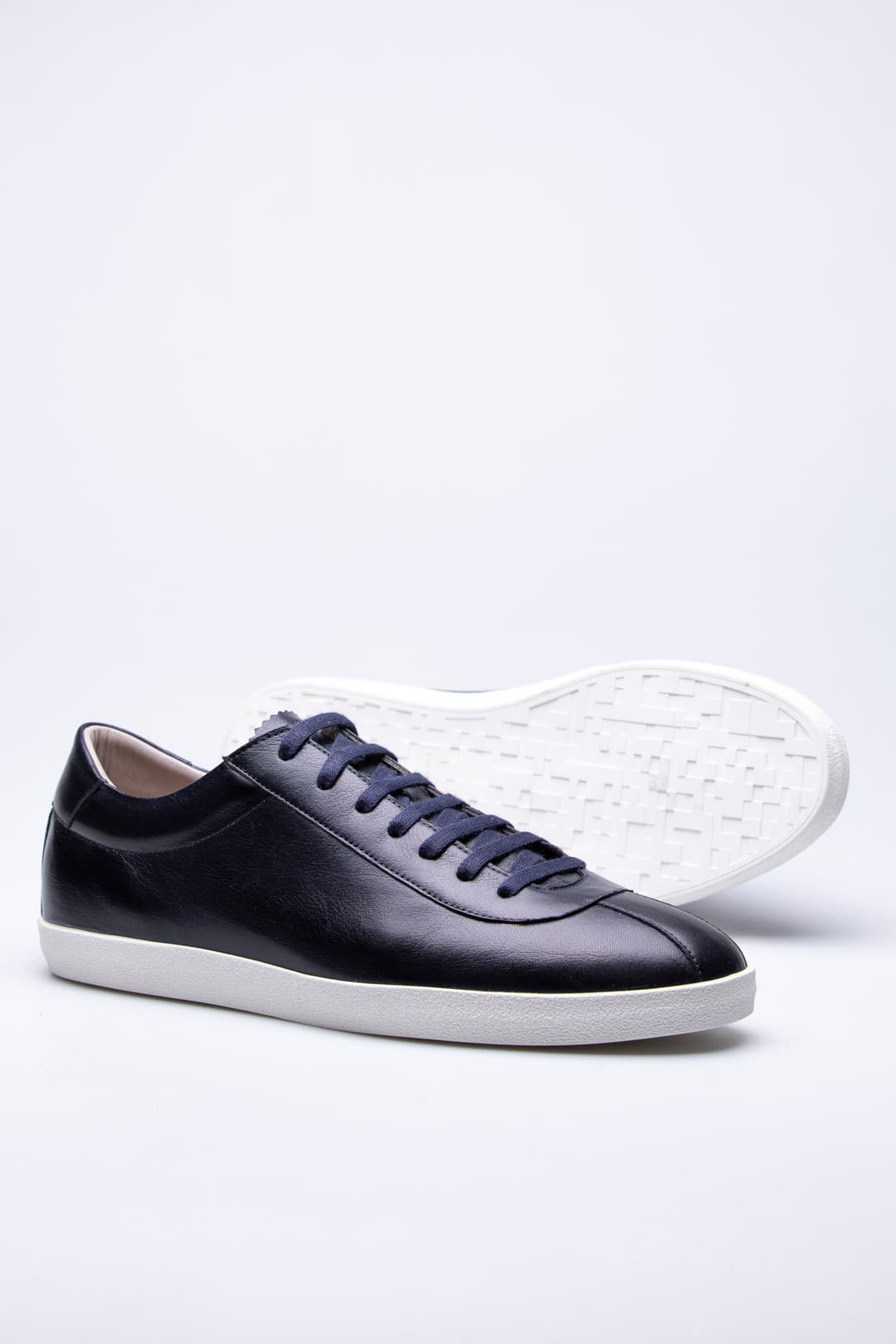 
                  
                    Navy Icon
                  
                
