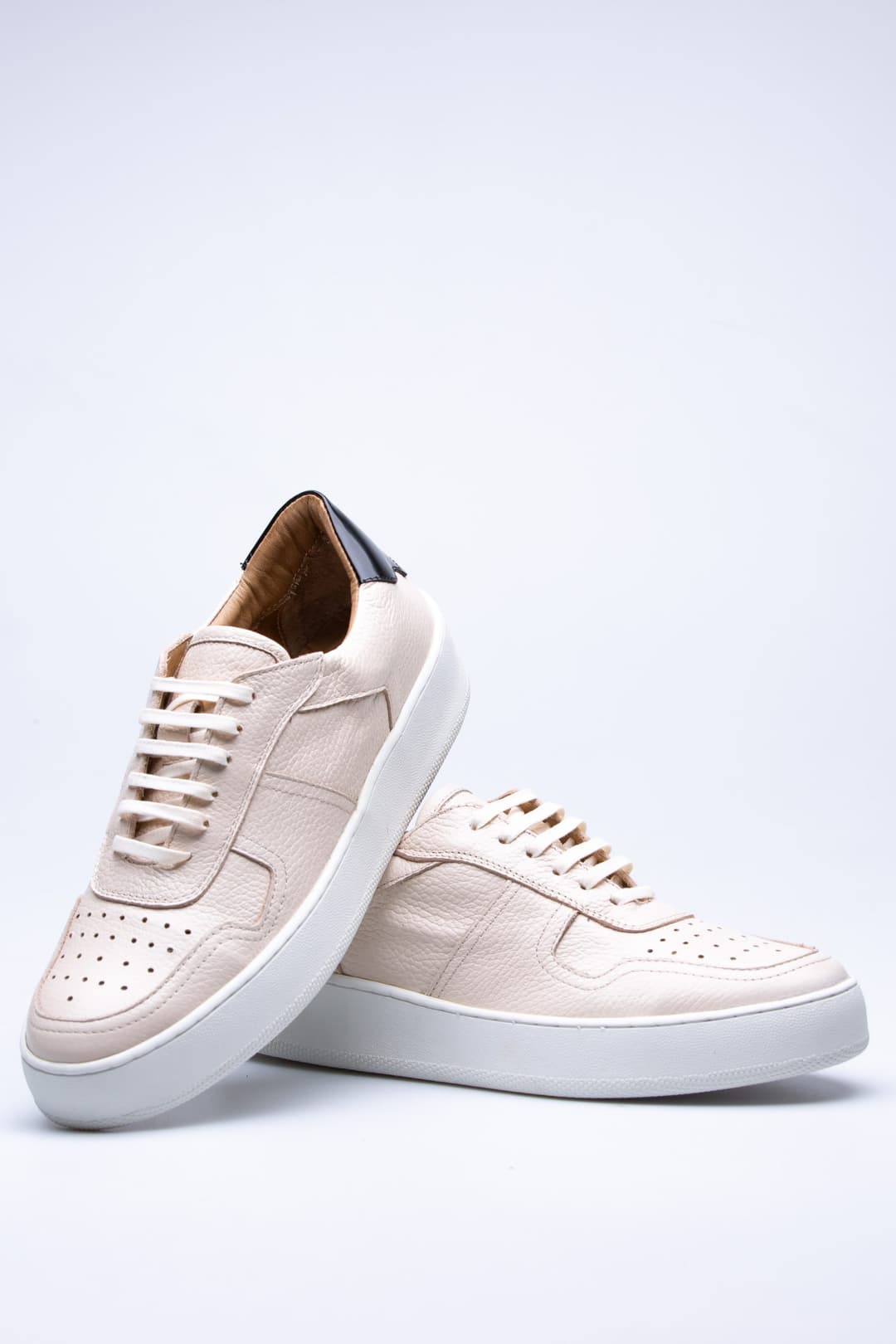 
                  
                    Beige Faty
                  
                