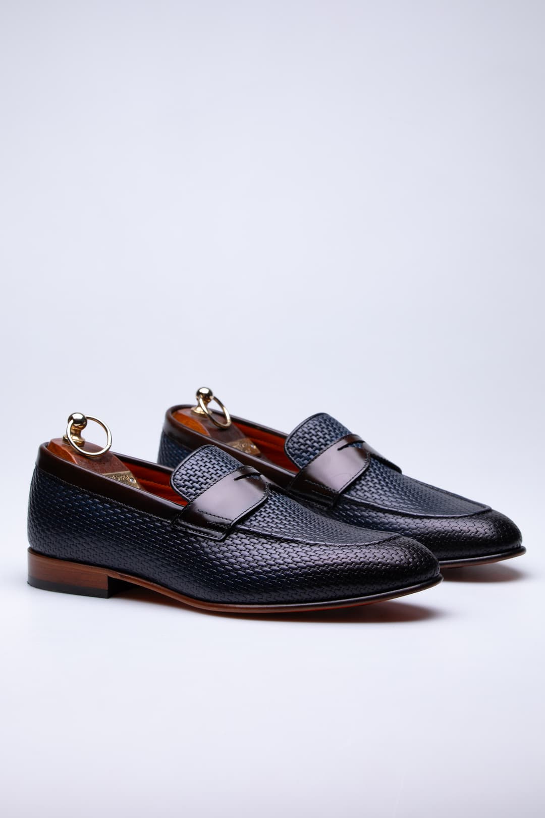 
                  
                    Navy Dean
                  
                
