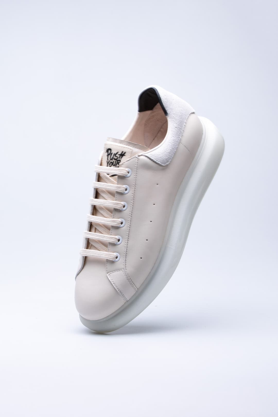 
                  
                    Beige Rade'24
                  
                