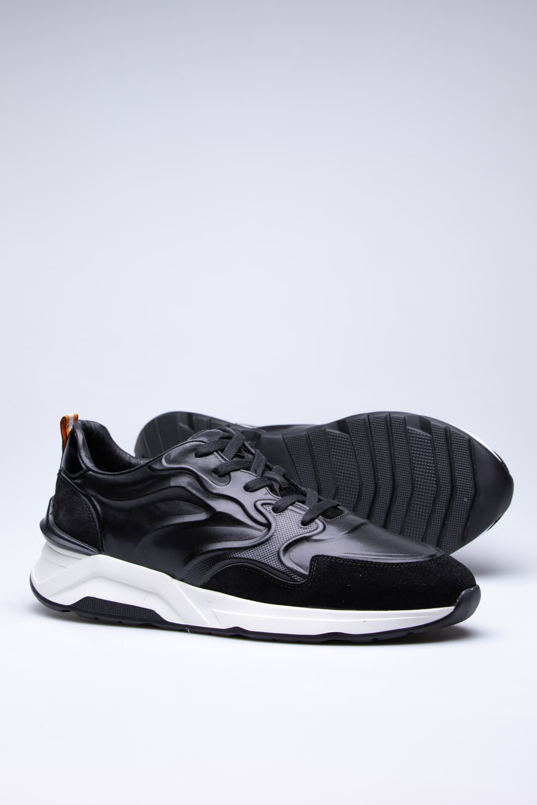 
                  
                    Black Vipel
                  
                