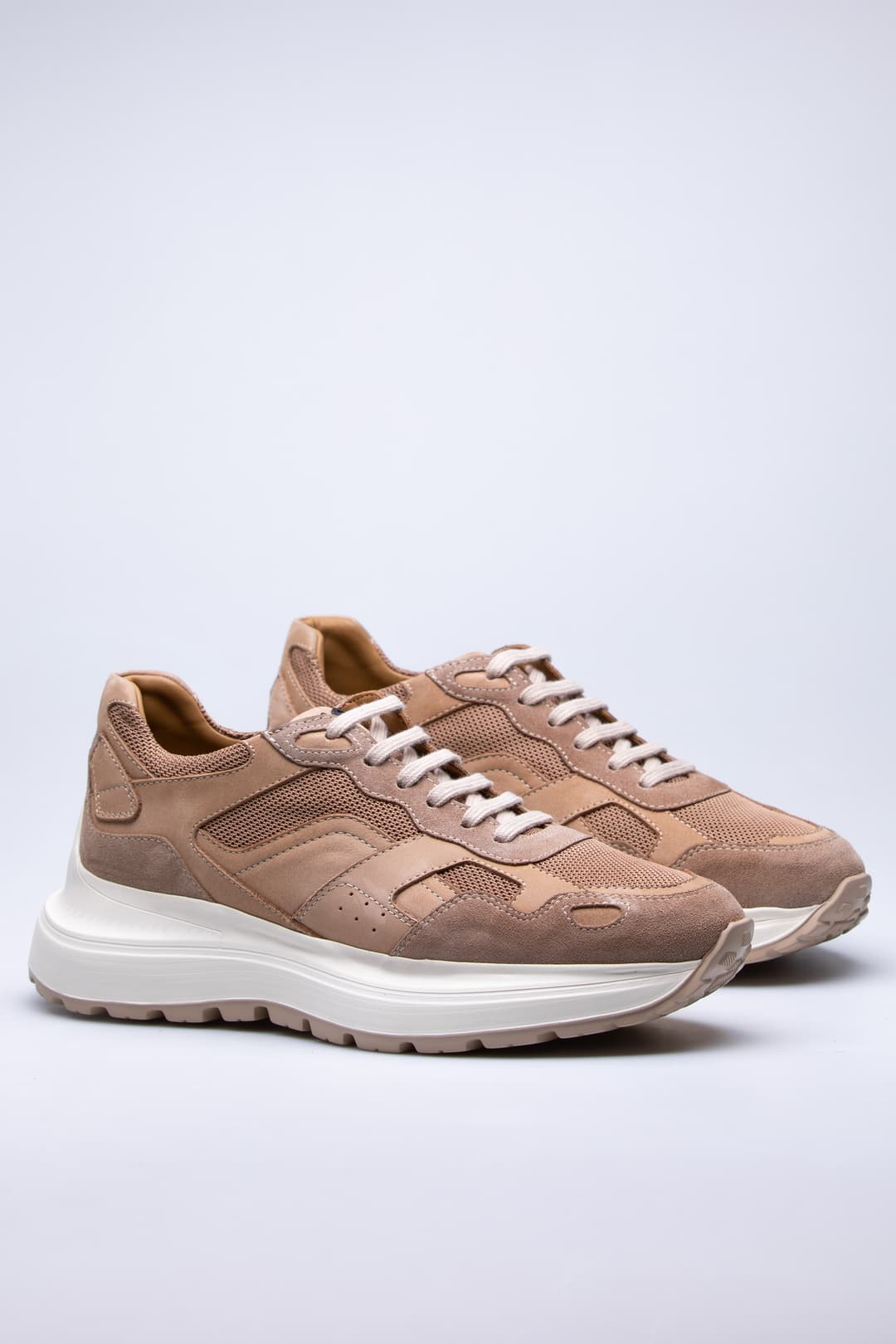 
                  
                    Beige Swiss
                  
                