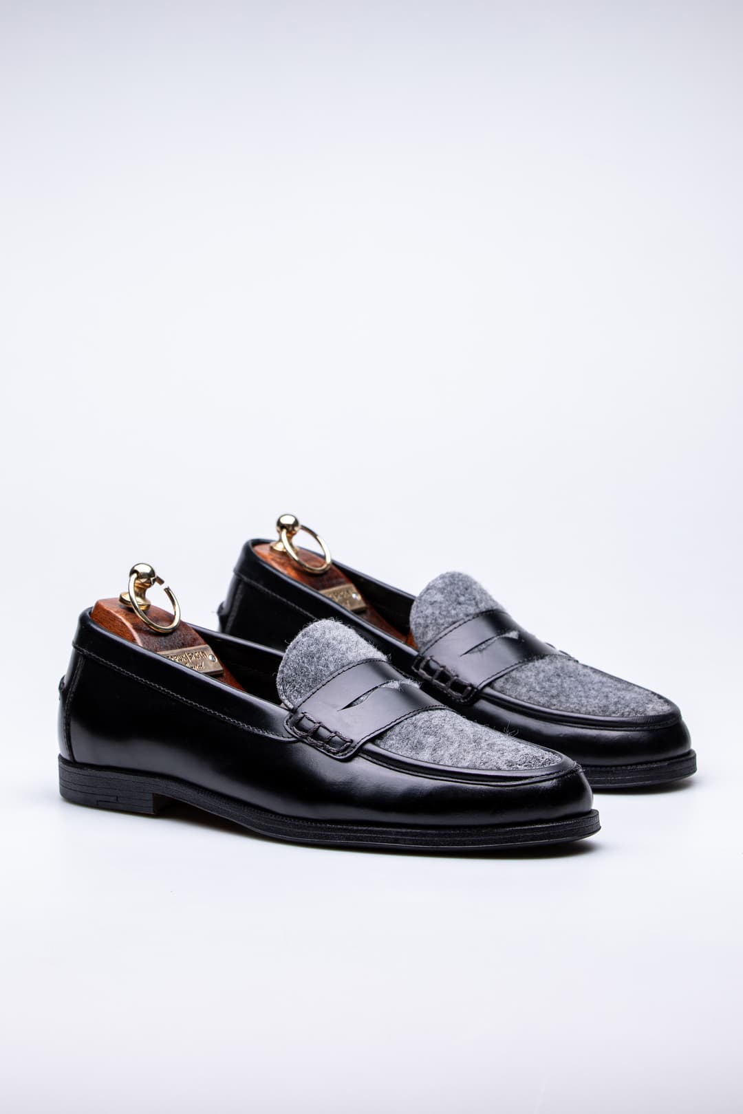 
                  
                    Bold Tex Milano
                  
                