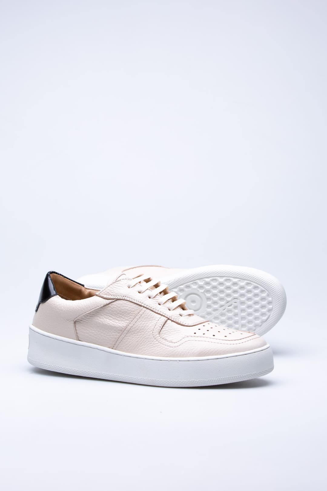 
                  
                    Beige Faty
                  
                
