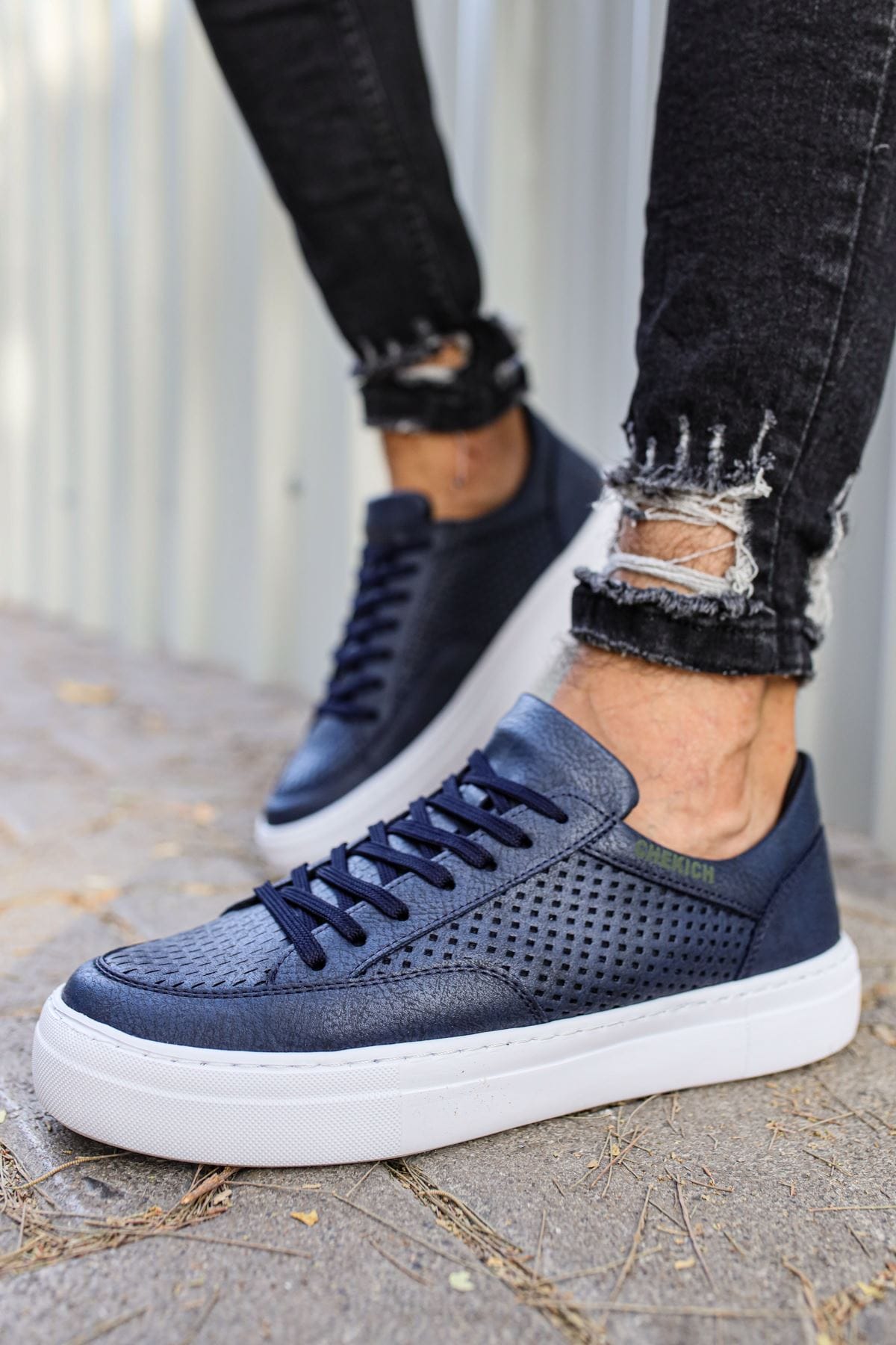 
                  
                    Men's Navy Blue Casual Shoes ch015 - OUTFITLIFT
                  
                