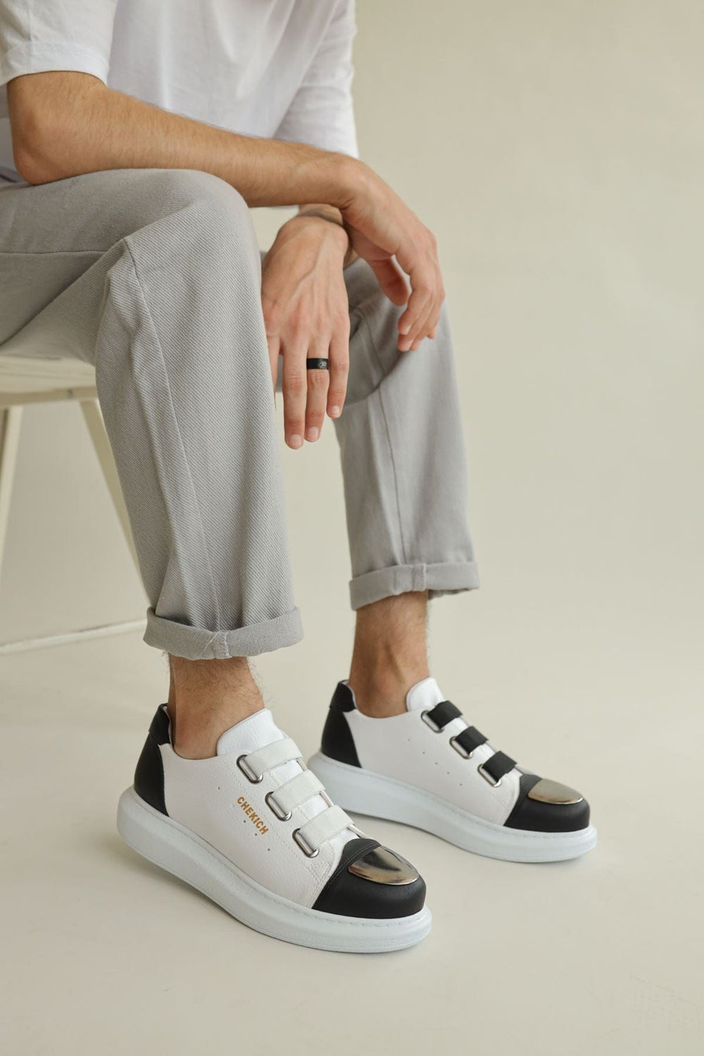 Chekich Men's White Black Casual Shoes ch251 - OUTFITLIFT
