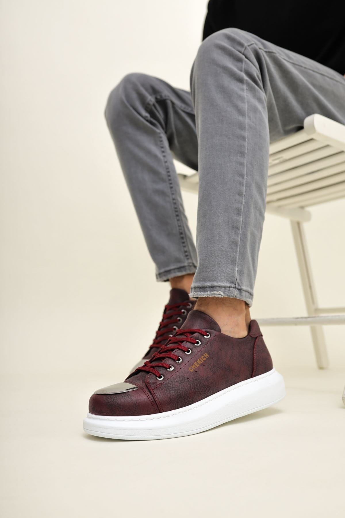 
                  
                    Chekich Men's Shoes Maroon ch175 - OUTFITLIFT
                  
                