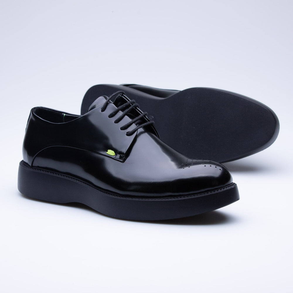 Black Romeo Classic Shoes