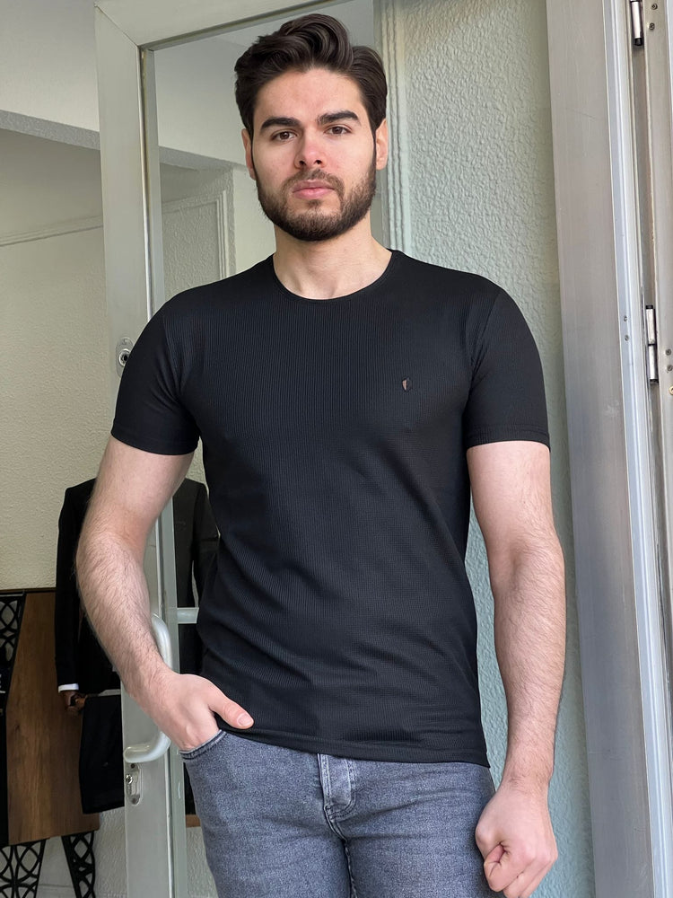 
                  
                    Slim Fit Short Sleeve Black T-shirt - OUTFITLIFT
                  
                