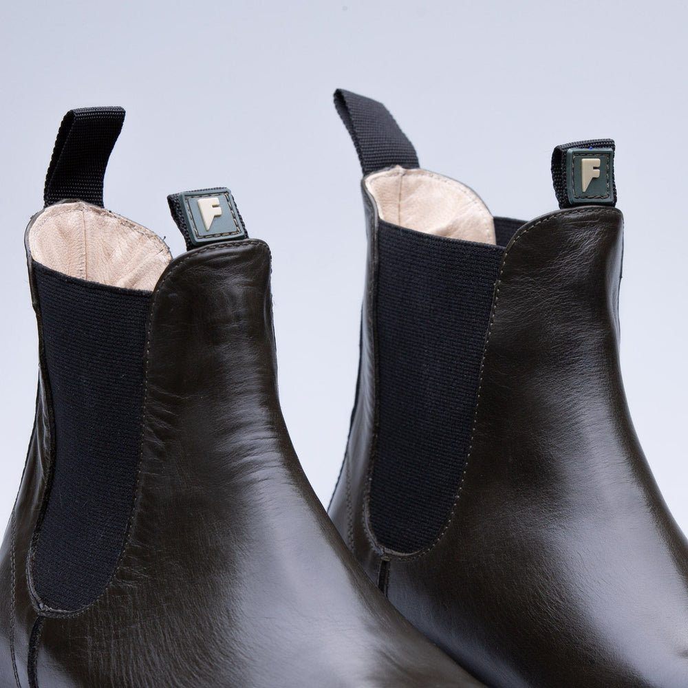 Khaki Jagger Chelsea Boots - OUTFITLIFT