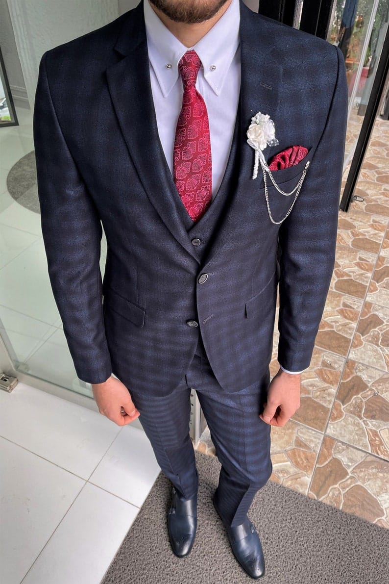 
                  
                    Slim Fit Navy Blue Plaid Wool Wedding Suit Vest
                  
                